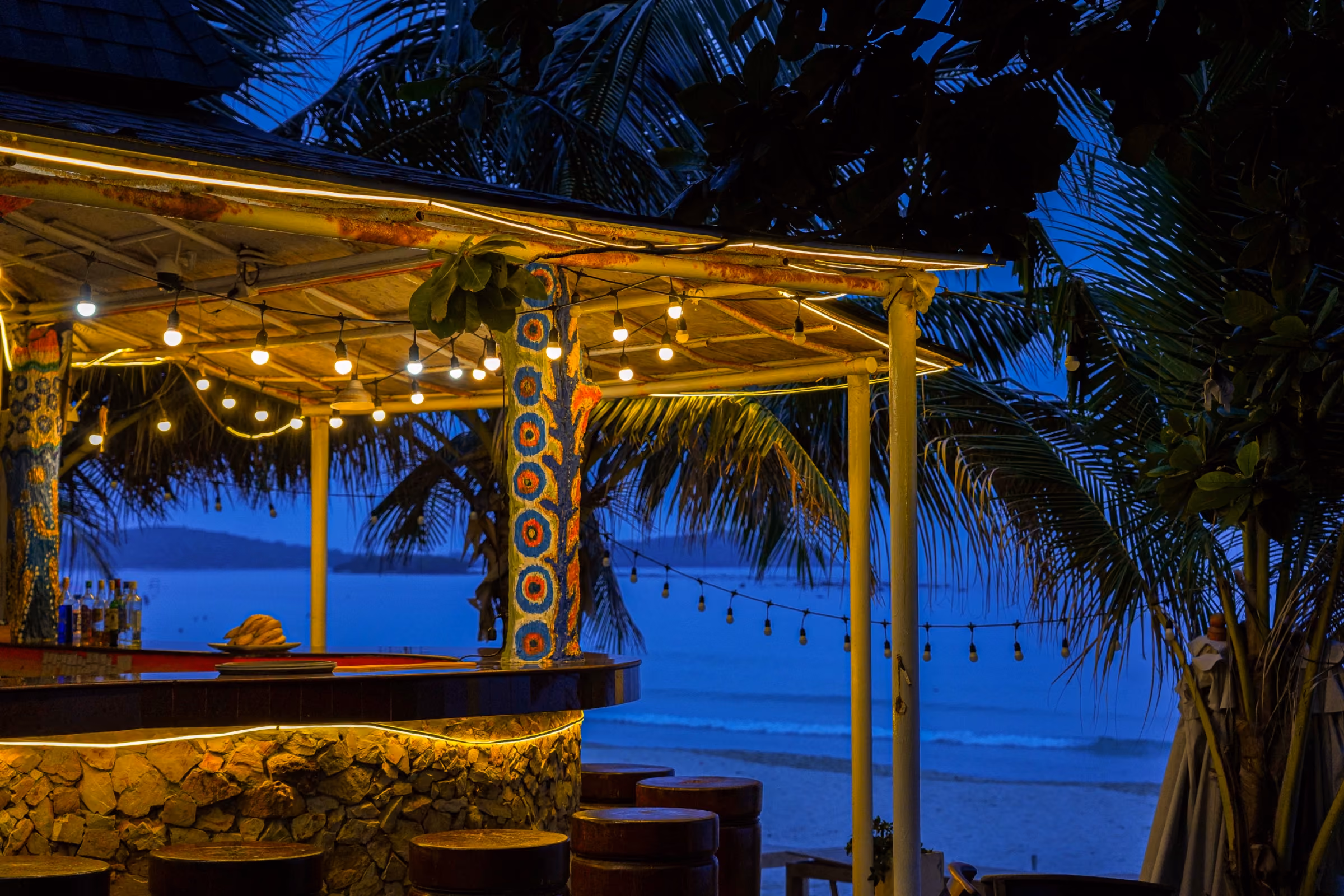 Beachfront Bar — Beachfront Bar 6