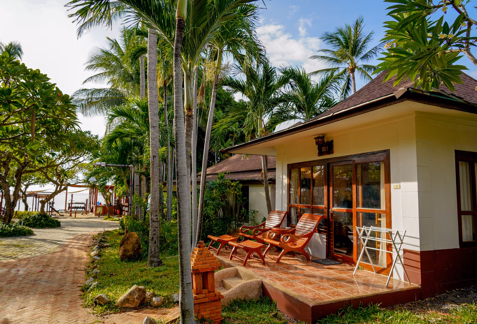 Deluxe Seaview Villa — Terrace & garden 1