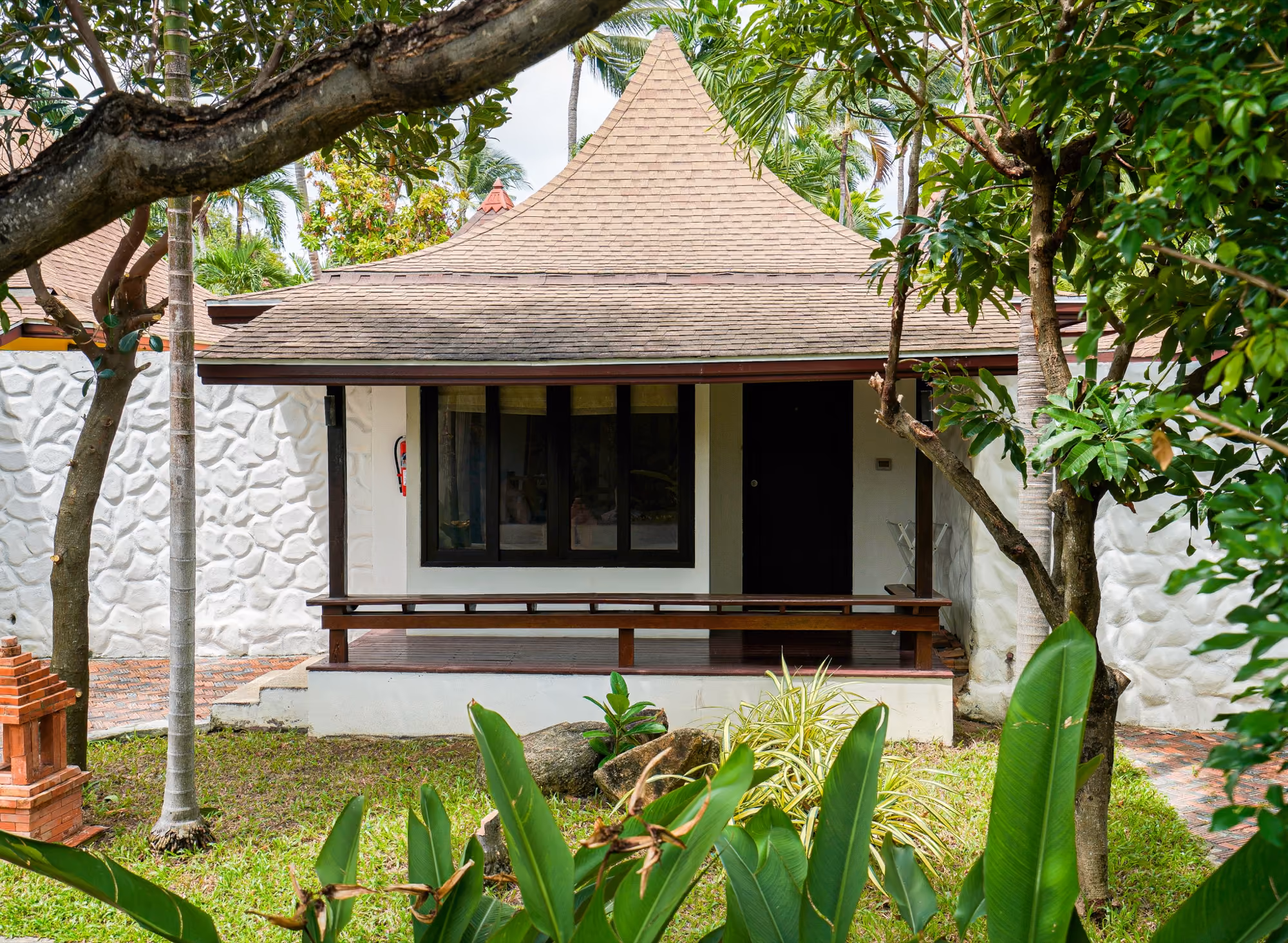 Honeymoon Plunge Pool Villa — Terrace & garden 3