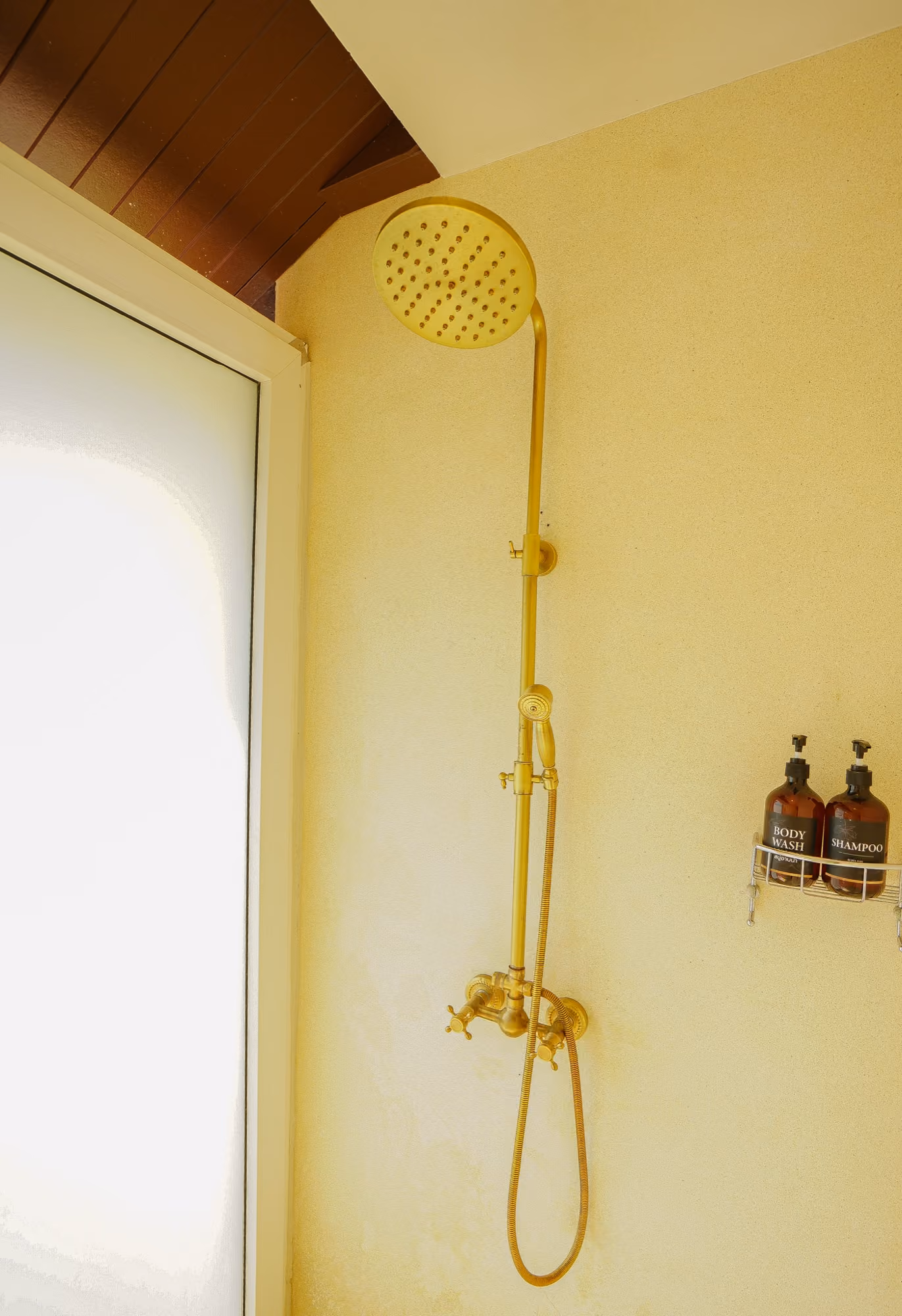 Honeymoon Plunge Pool Villa — Bathroom 1